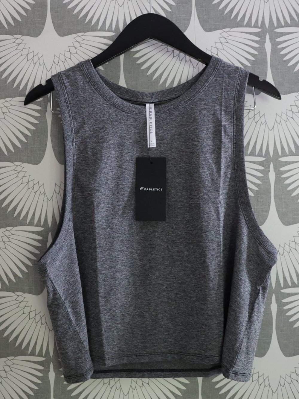 NWT - Women’s Fabletics Whisper Muscle Tank Top Black - Size L Charcoal Gray